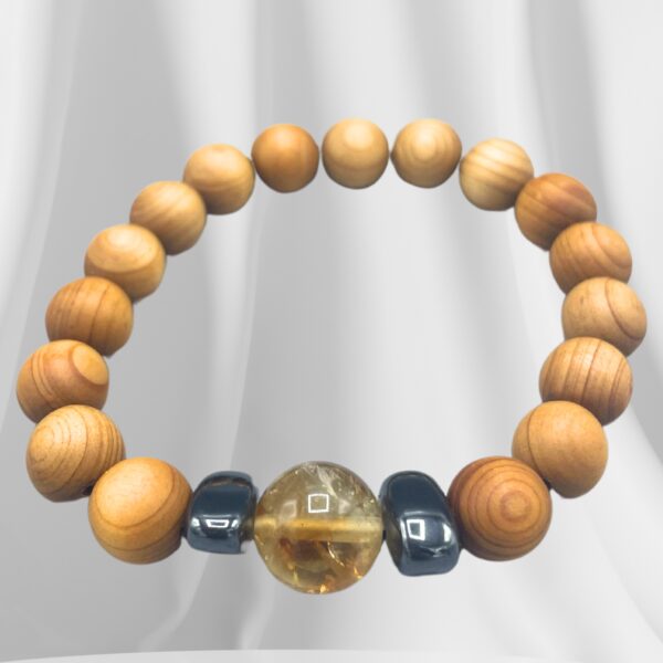 Second image of Pulsera de Cedro - Chakra Solar - Citrino