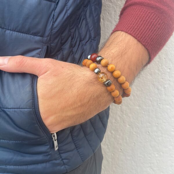 Second image of Pulsera  de Cedro - Chakra Raíz - Jaspe Rojo