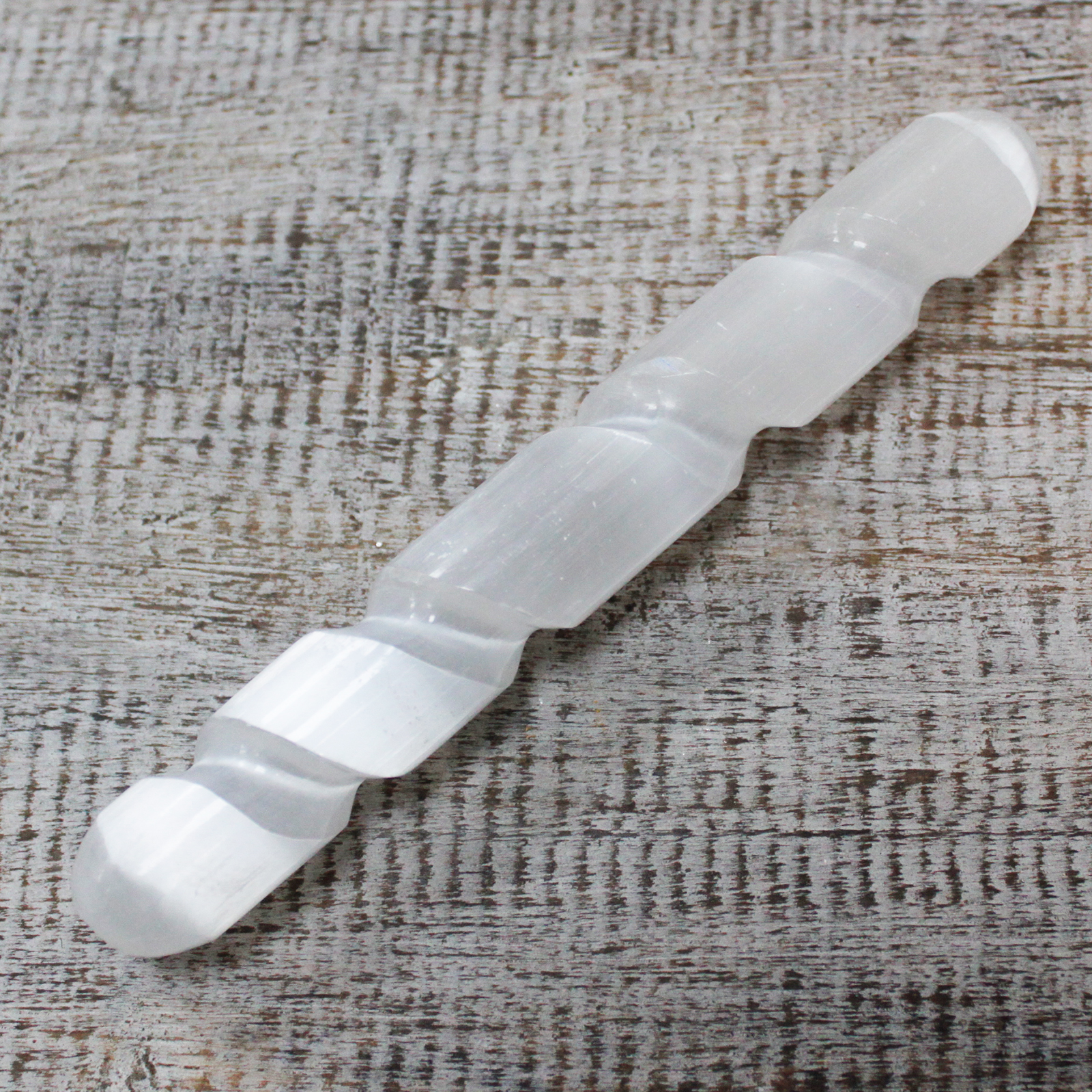 Second image of Varita Espiral deSselenita - 16 cm ( Ambos extremos redondos)