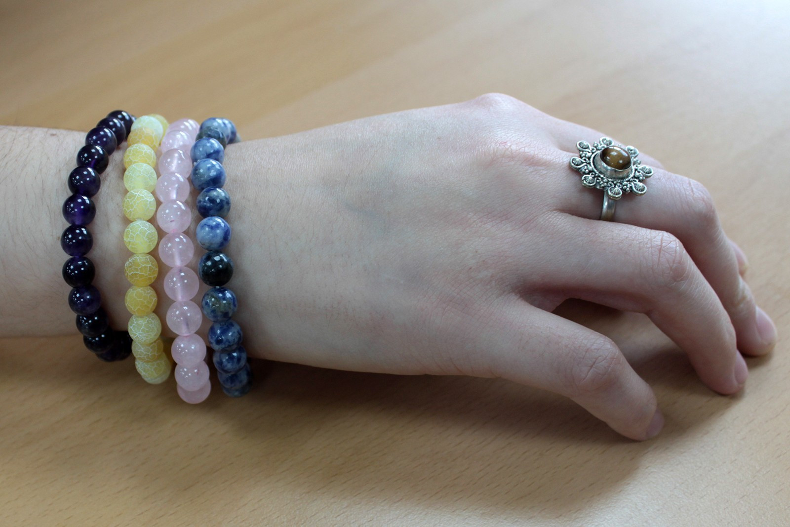 Second image of Brazalete de Energía - Sodalita