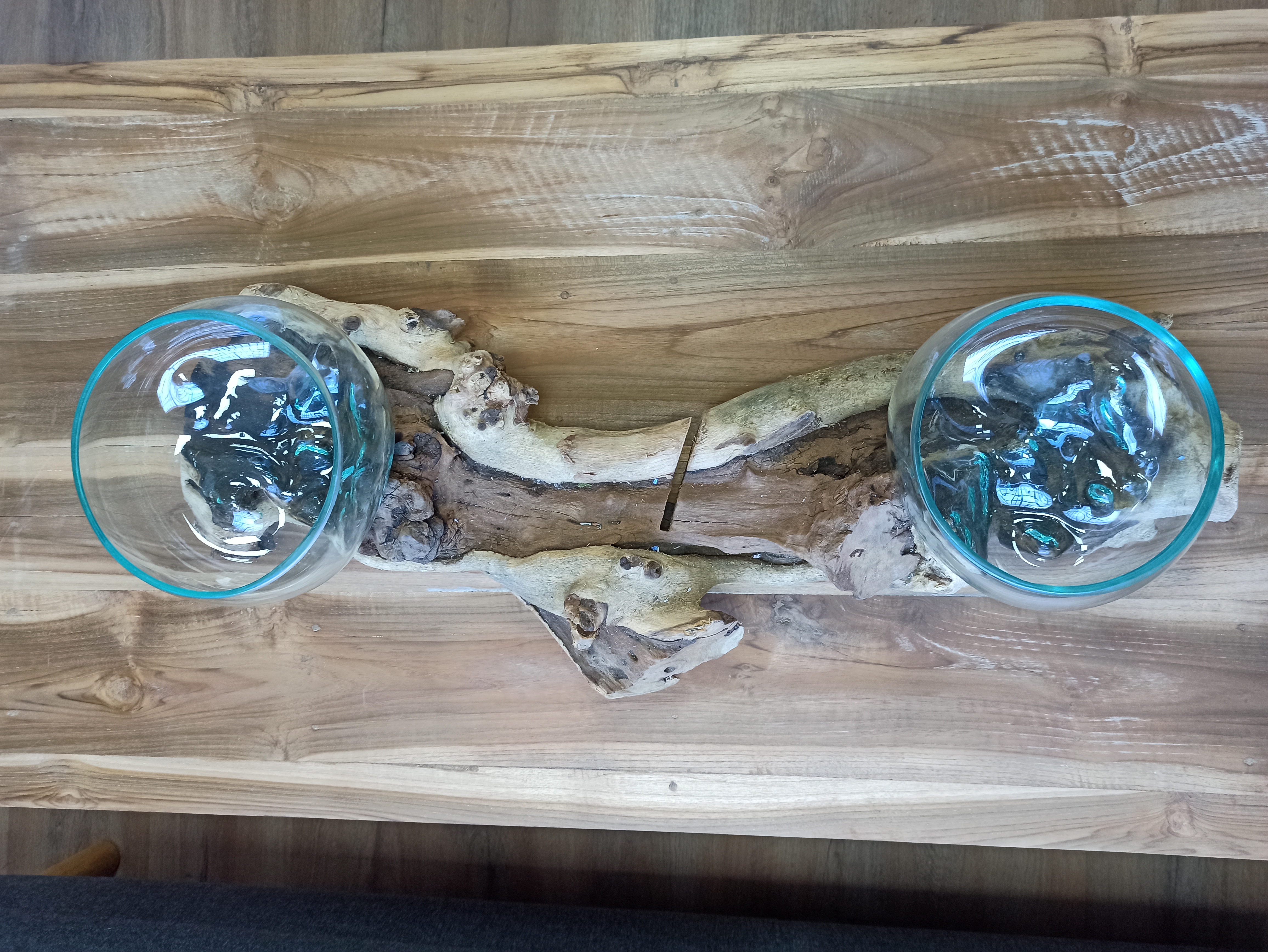 Second image of Vidrio en soporte doble extragrande - 70 cm