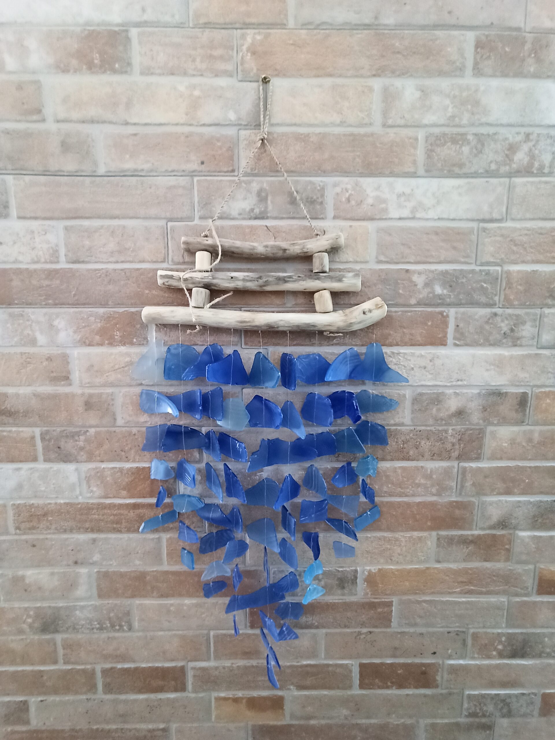 Second image of Carrillón de Vidrio Reciclado - Azul