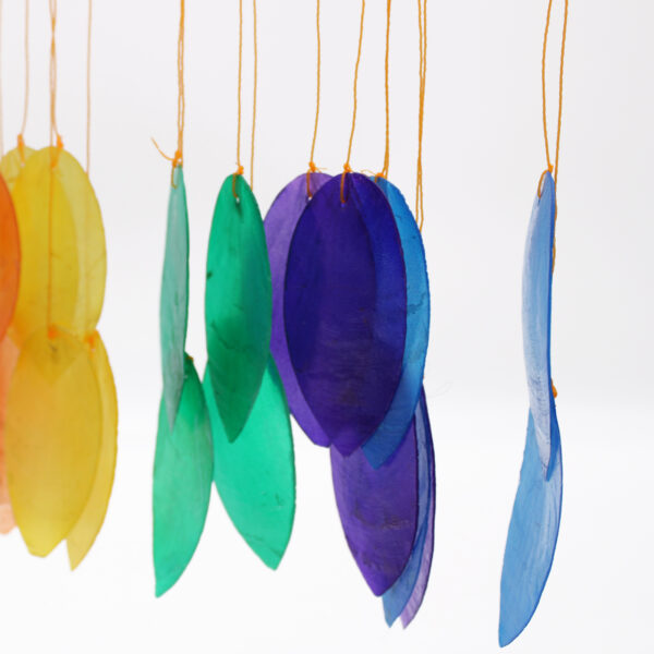 Second image of Carrillon de Madera -  Hojas Grandes Arco Iris