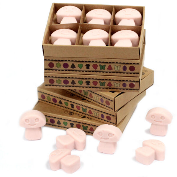 Second image of Caja de 6 ceras de Soja - Sándalo
