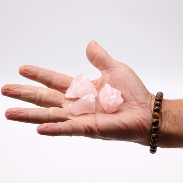 Second image of Cristales en bruto (500 g) - Cuarzo rosa