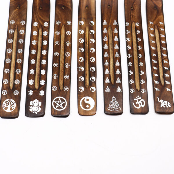 Second image of Soportes de Incienso de madera de Mango