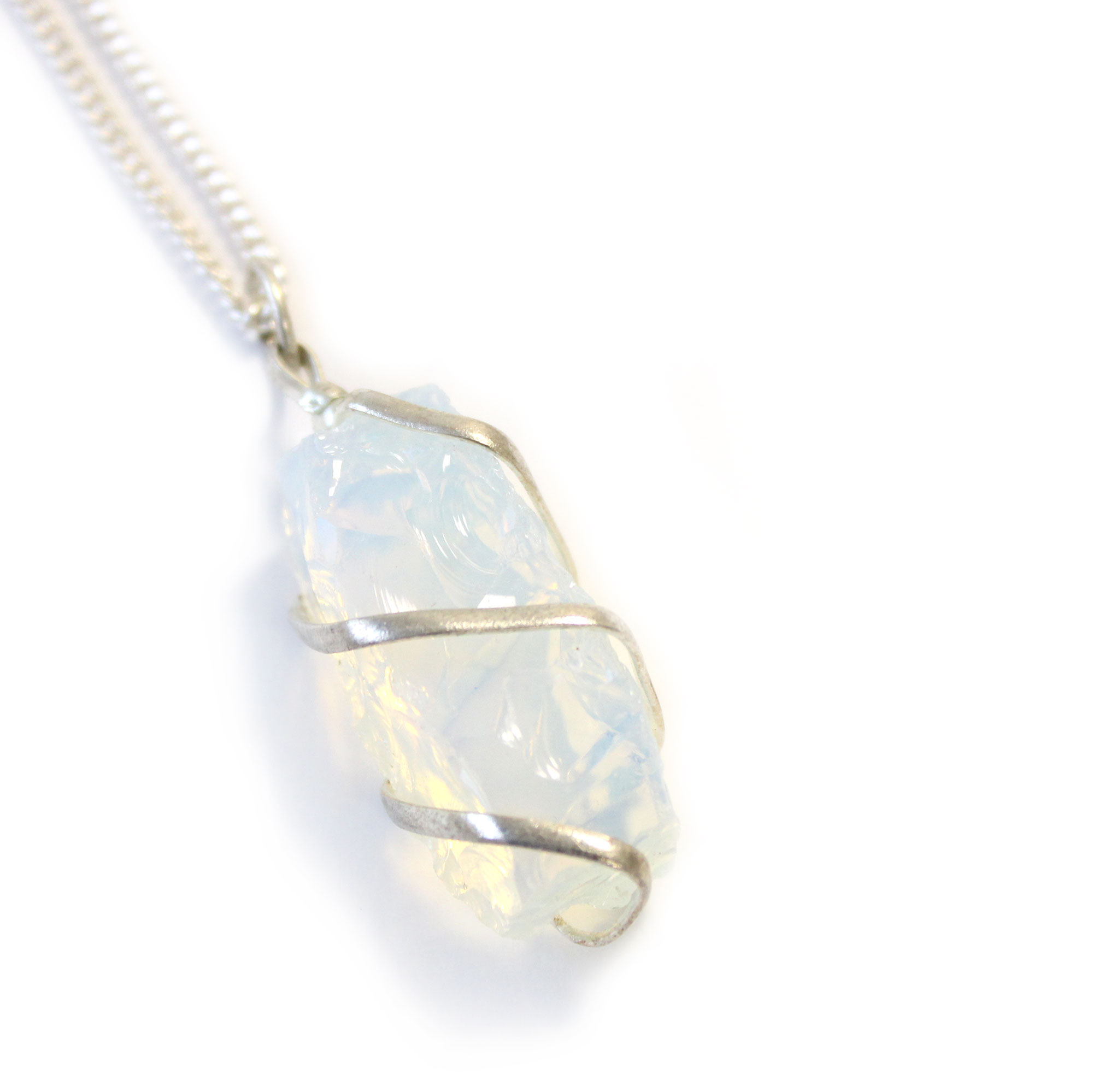 Second image of Collar de gemas envueltas en espiral - Opalita en bruto