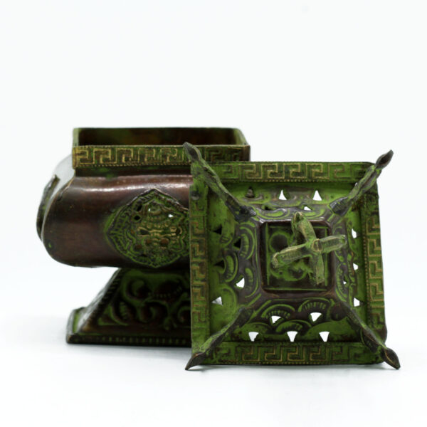 Second image of Quemador Tibetano de Latón Verdigris - Cuatro Símbolos Olla de Pie