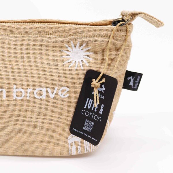 Second image of Neceser Hop Hare - Soy Valiente
