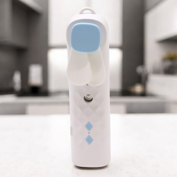 Second image of Ventilador y Pulverizador Facial Blanco - USB
