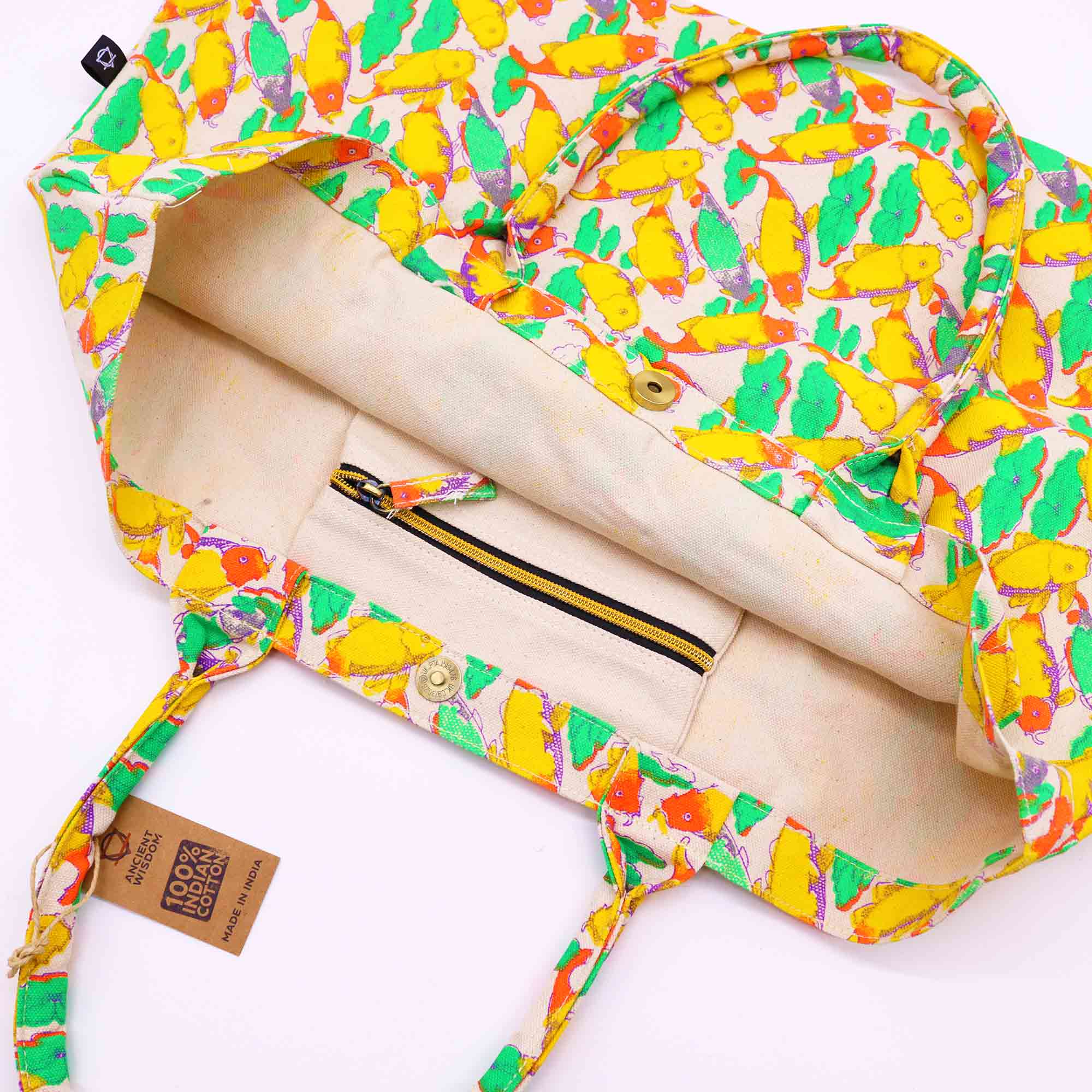 Second image of Bolsa Grande y Brillante - Carpa Koi