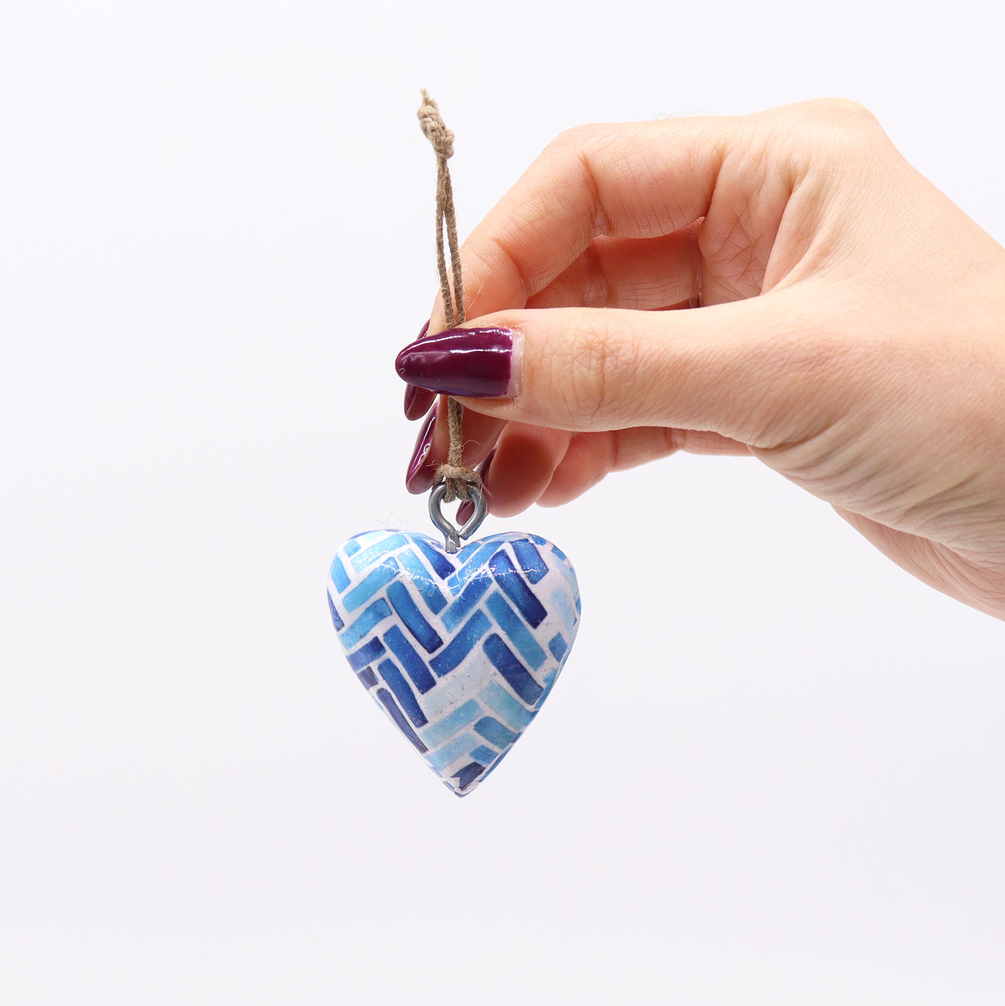 Second image of Pequeño Corazone de Madera Decorativo - Mosaico Azul