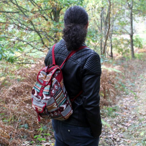 Second image of Tejido Jacquard - Mochila Chocolate