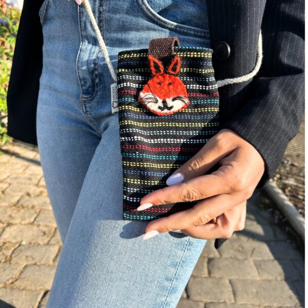 Second image of Bolso Porta Teléfono Negro y Multicolor - Decorado con zorro