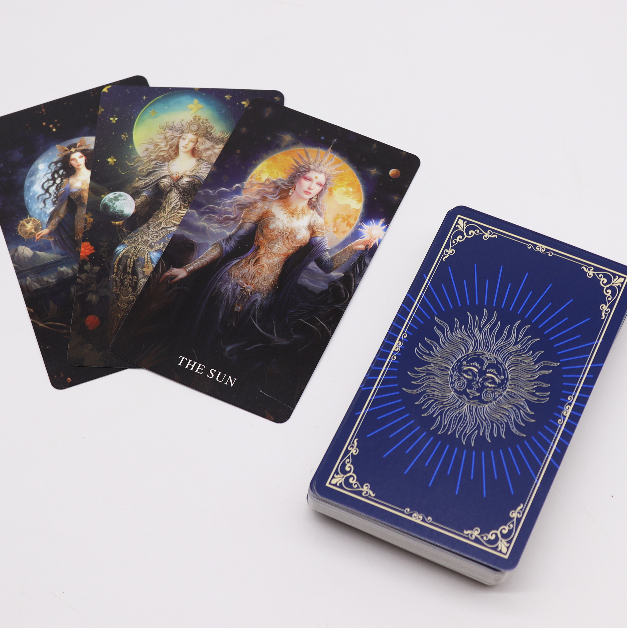 Second image of Cartas del Tarot con Libro Guía - Arcanos de la Diosa