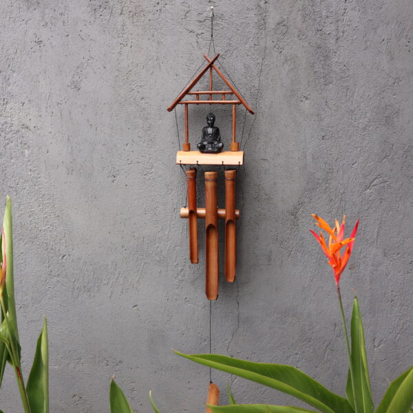 Second image of Campanilla de Bambú - Acabado Natural - Buda Negro 6 Tubos