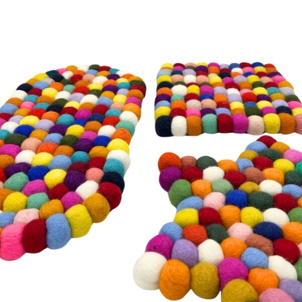 Tapete central de estrella de fieltro - 38 x 18 cm, multicolor