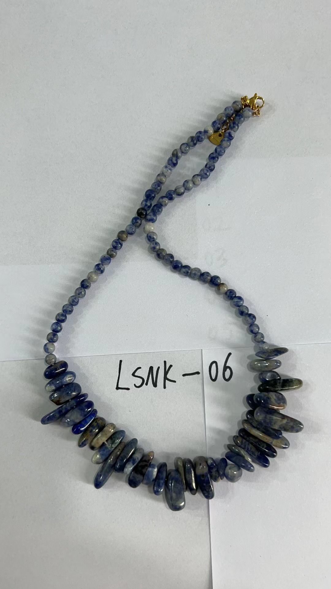 Second image of Collar de gemas Longstone - Sodalita