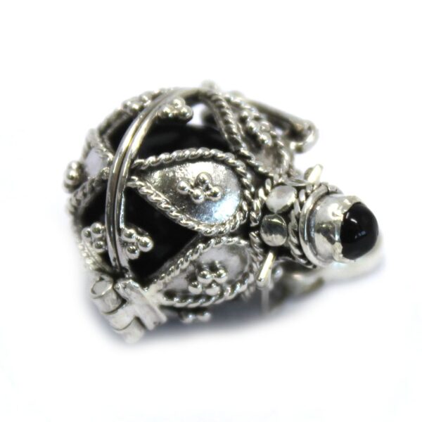 Second image of Campana Ángel Plateado - Oscuro - 16mm