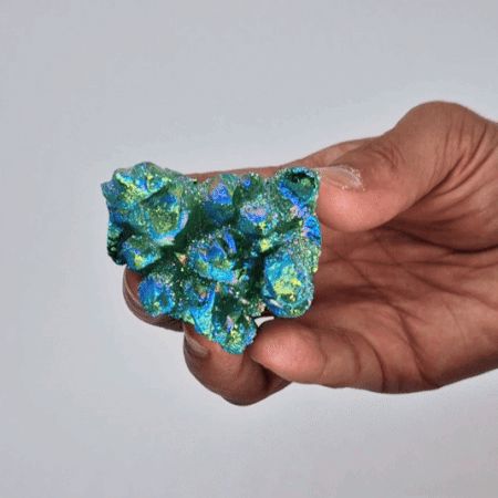 Second image of Cuarzo Natural Mejorado Mediano - Cuarzo Llama Verde Aura (aprox 100-150gm 7-10cm)