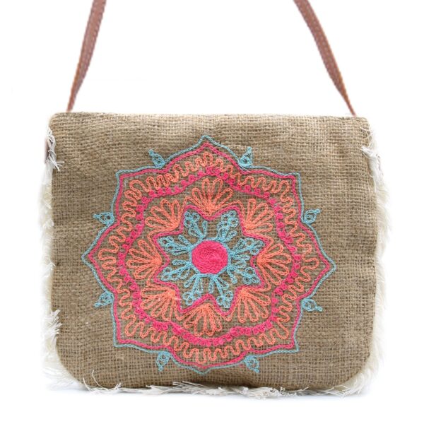 Second image of Bolso con flecos - Bordado Mandela