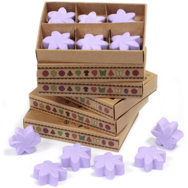 Second image of Caja de 6 ceras de Soja -Campos de lavanda