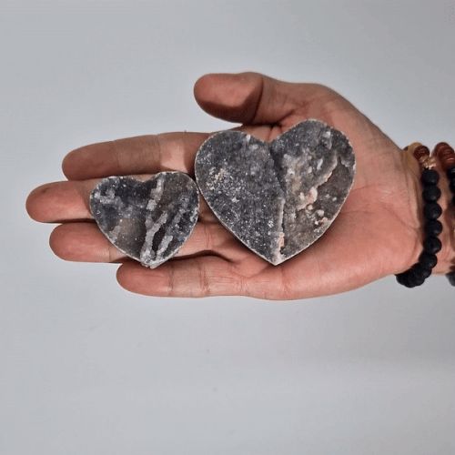 Second image of Corazones Pequeños de Calcita (Aprox 4-5 cm)