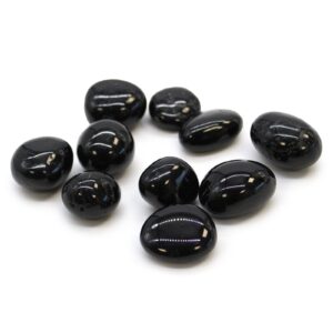 L Tumble Stones - Tourmalina Negra