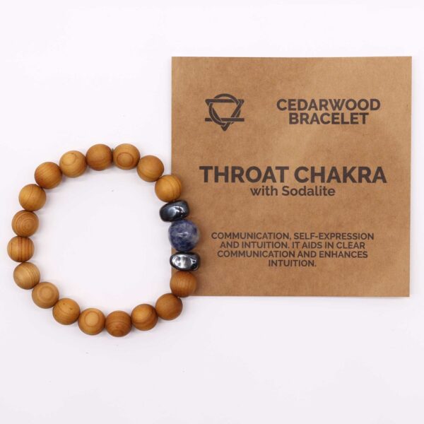 Second image of Pulsera de Cedro - Chakra Garganta - Sodalita