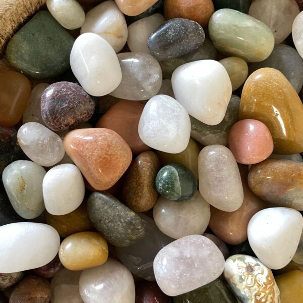 Second image of Piedras Mixtas de Agata