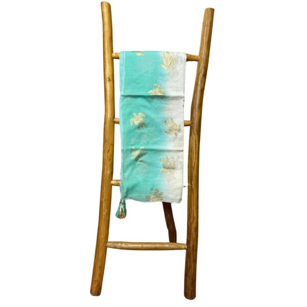 Second image of Colección Nómada Sari Mediterráneo - Pareo - Diseño de Tortuga en Blanco, Turquesa y Oro