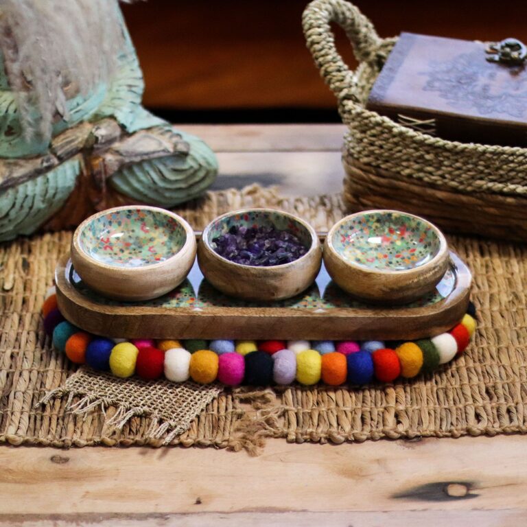 Tapete central ovalado de bolas de fieltro - 38 x 18 cm, multicolor