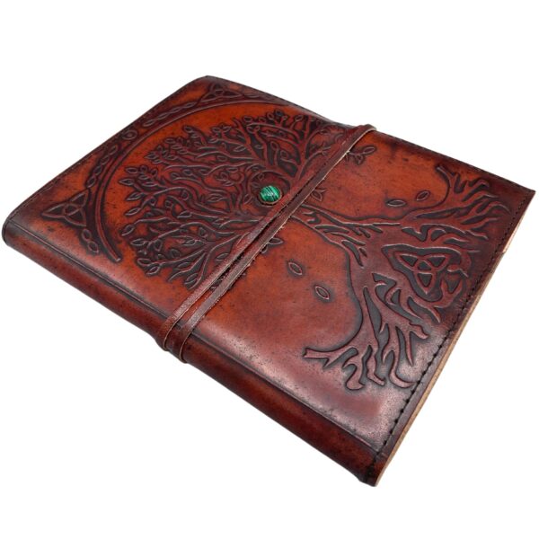 Second image of Cuaderno de cuero del Árbol de la Vida – 20x16x2cm