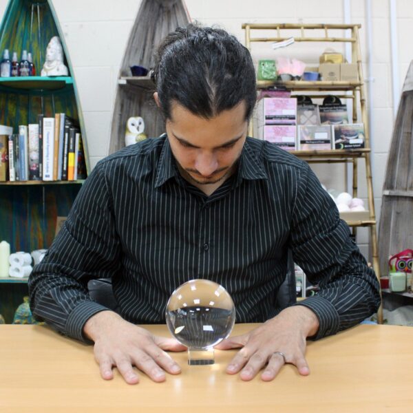 Second image of Bola de Cristal con Soporte 130mm