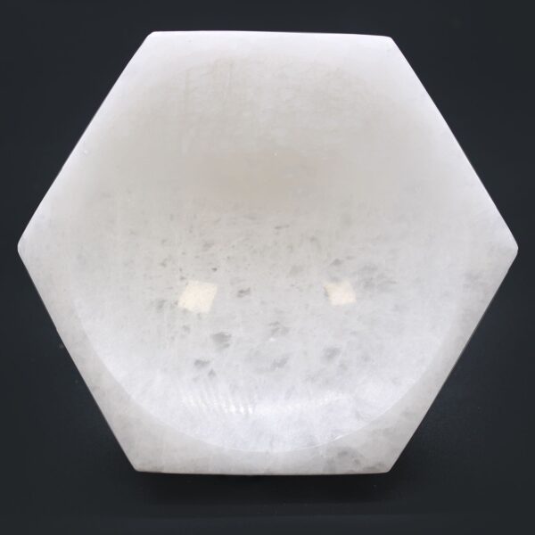 Second image of Cuenco hexagonal de selenita - 15cm