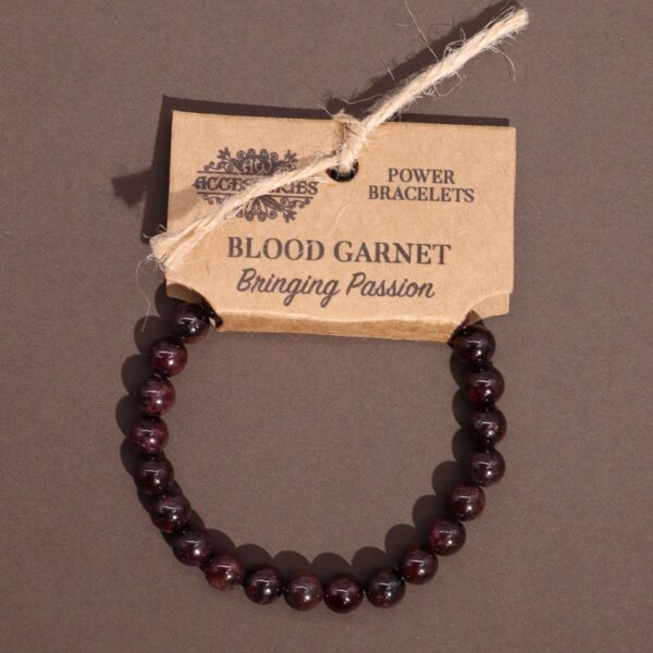 Second image of Brazalete de Energía - Granate de sangre