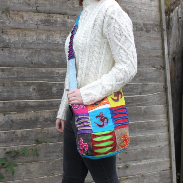 Second image of Bolso Étnico Estilo Hippie - Teal / Om