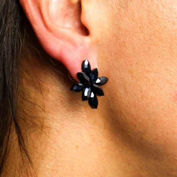 Second image of Pendientes de Cristal Vintage - Flores - Negro Azabache