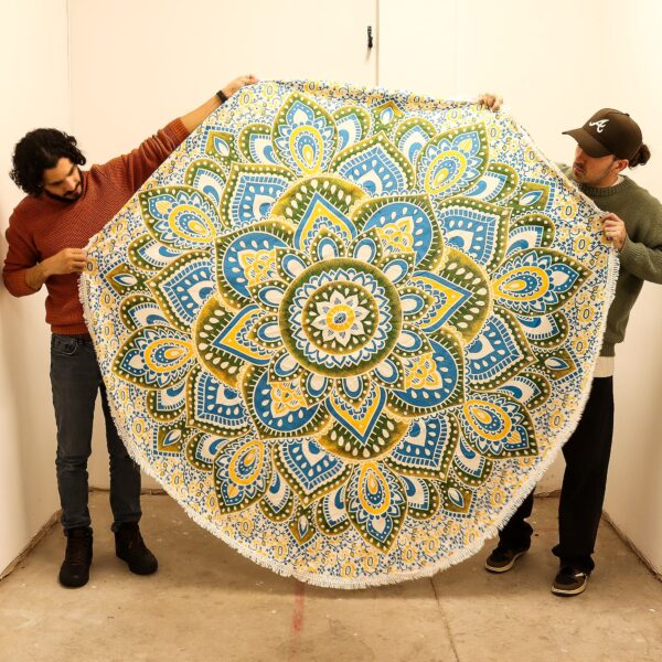 Second image of Gran Mandala Roundy Arte (180 cm) - Amarillo y Azul