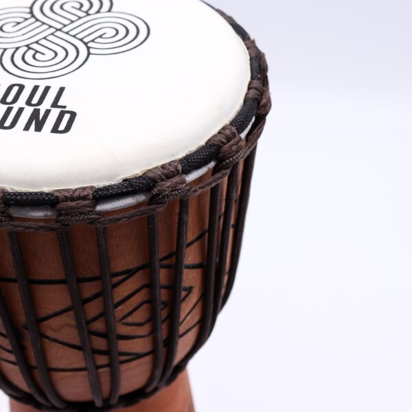 Second image of Tambor Djembe Mediano Pro - Sonido del Alma (bajo) - Mediano 40 cm (18 cm Diia)